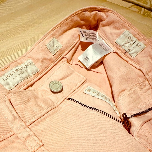 NWOT lucky Brand pale pink low rise skinny ankle zip jeans SZ 2/ 26 in👌🏻shape! - Picture 11 of 13